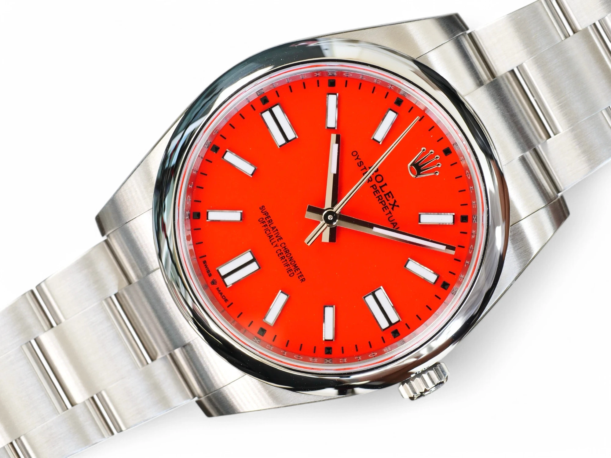 ROLEX OYSTER PERPETUAL 41 CORAL RED (DISCONTINUED MODEL) 124300